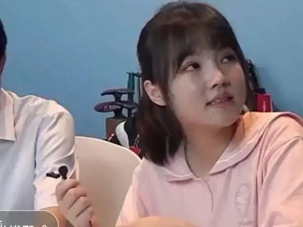  没了滤镜的网红,饭思思肥胖,半藏森林路人感,猫妹妹没认出来