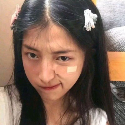  女生头像卖萌可爱一组专门搞怪逗比的小女孩