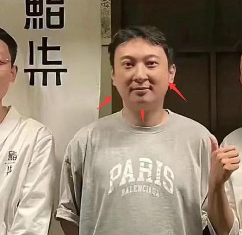  王思聪被曝日本签证出问题,多次现身管理局,穿着邋遢像个流浪汉