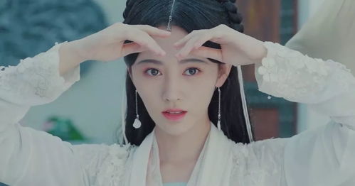 白发少女表情包鞠婧祎