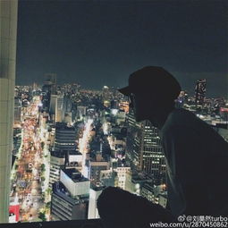  裸睡引来网友围观,这事儿也只有他了