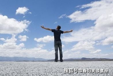  生在阴历这3月的人,不论男女都是发财命,好运陪伴到老
