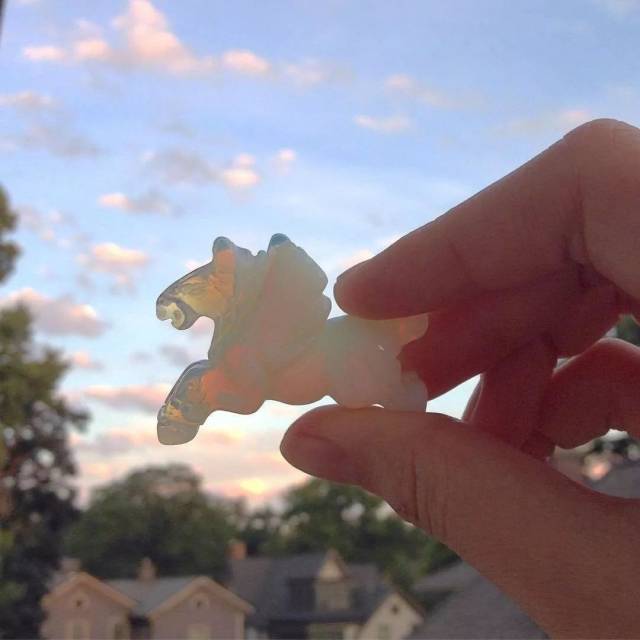  朋友圈封面背景图今天不蹦迪,明天变垃圾