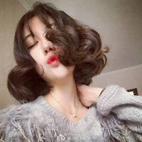  微信卷发头像女生时尚好看女孩子卷发头像