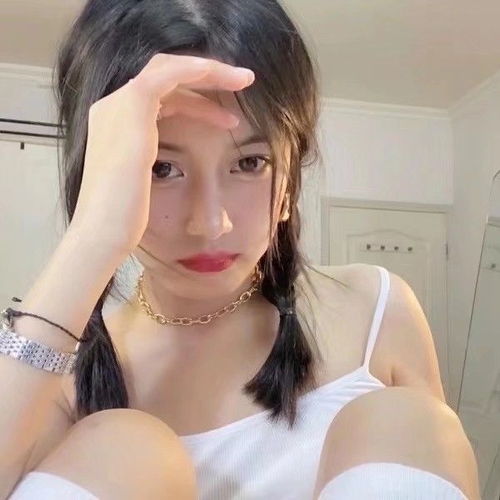  招桃花夏日温柔甜甜女生头像379