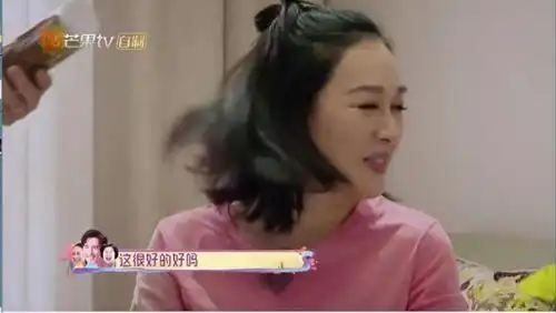  张伦硕妈妈送蝎子,吓坏钟丽缇,婆婆的表情亮了......