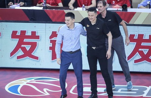  杨鸣表情包撞脸世界名画相似度90裁判误判造就cba经典场面
