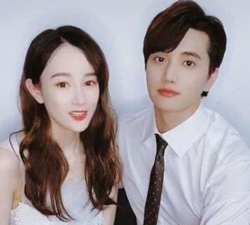  当年离开天天向上的小五,拿着汪涵的银行卡磕头跪谢,如今怎样了