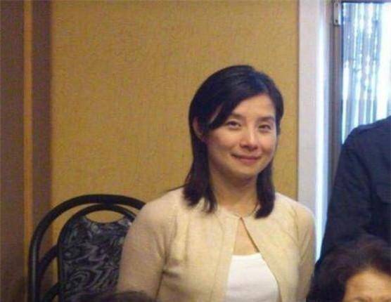  她是琼瑶御用的女演员,影响力不输林青霞,一夜爆红却宣布退圈