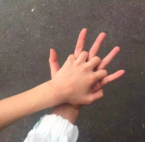 真正的爱情,不是一见钟情,而是日久生情