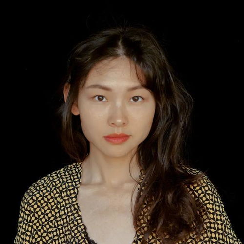  从美人妆容找灵感,她拍出独一无二的花朵