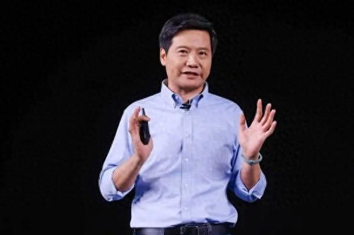  雷军以表情包回应小米被黑组装厂这下真成雷厂长了