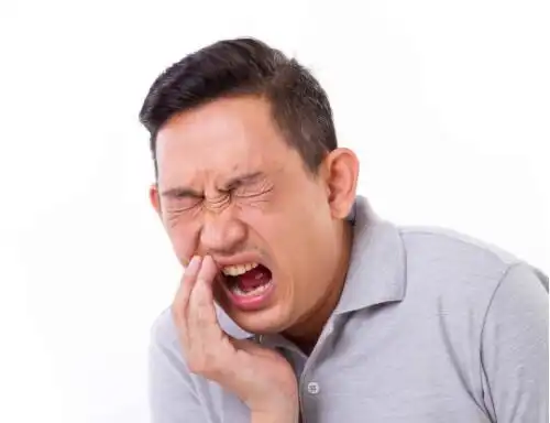 牙痛难受表情包口腔癌