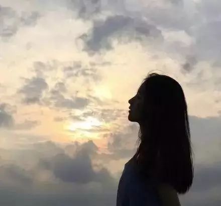  全世界哪都可以去,但你的怀抱却是禁地