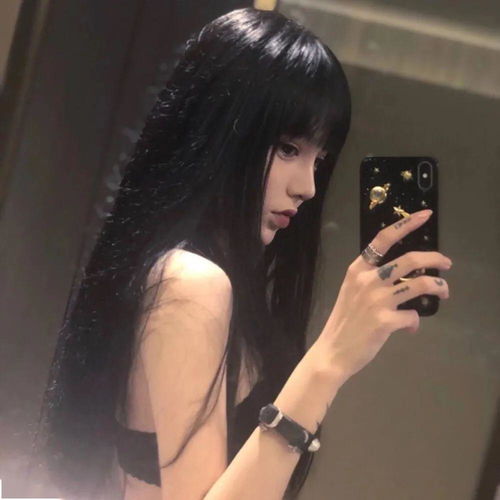  侧颜