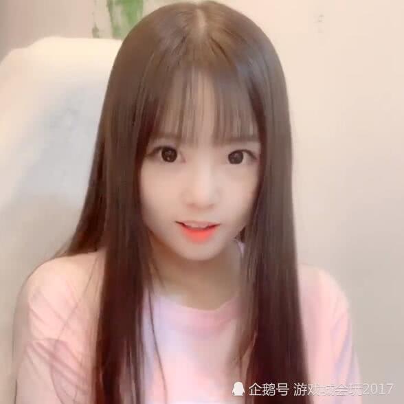 长江后浪推前浪绝地求生火线妹迅速走红小团团终于迎来最大竞争对手