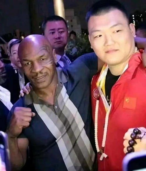  乌西克这回完了张君龙正式发出宣战,抢先张志磊一步登天