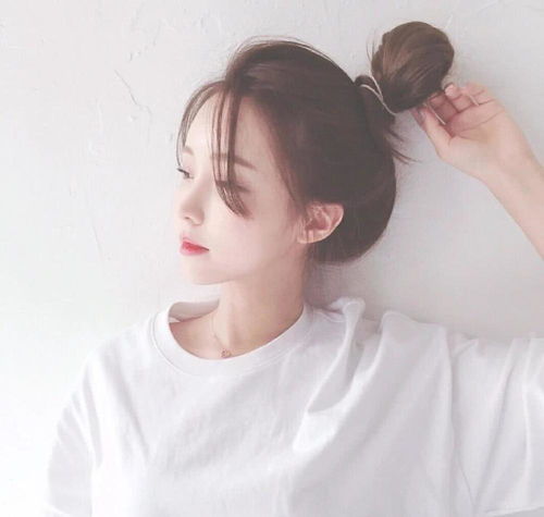  其实,这类女人是理想中的伴侣,只是大多数女人并不具备