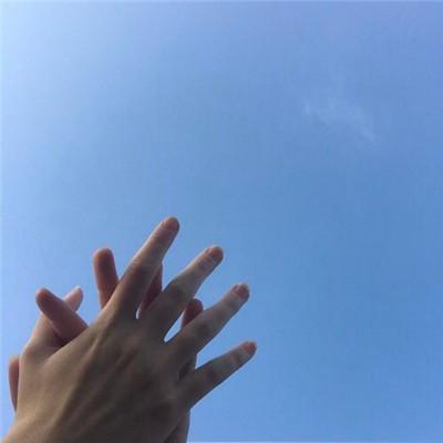  如何用醒来发现自己成为了别人的老婆写一篇文章