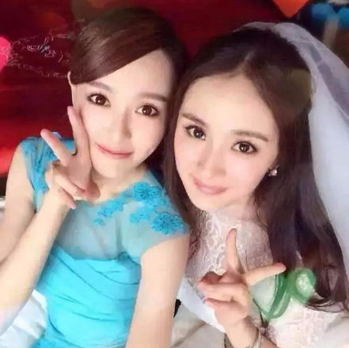 一个御姐一个软妹的闺蜜