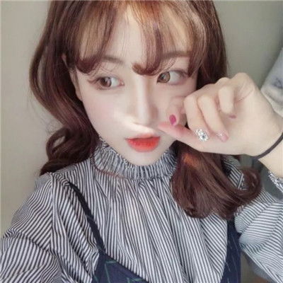  最潮最火2018韩系女生可爱头像原来这个世界没有童话只有谎话