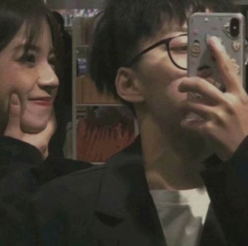  kiss时女生有这3种反应,说明你们的爱悄悄升温,表情骗不了人