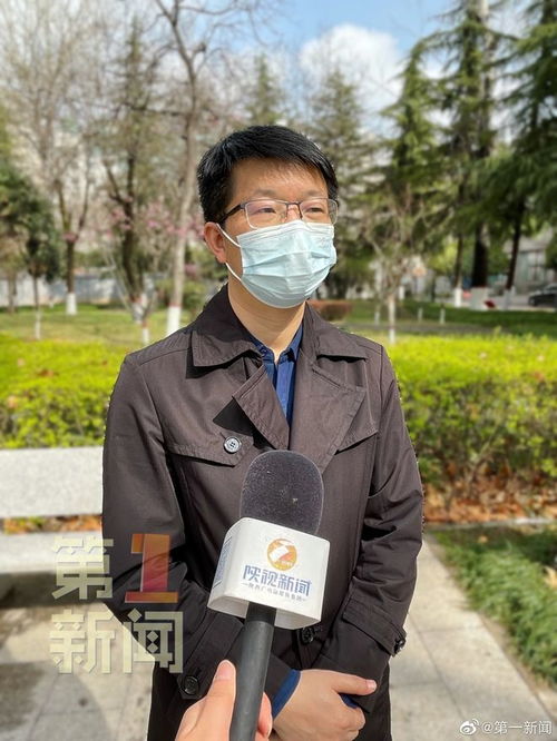  有新冠感染者吐了一口痰,路人经过没戴口罩也被感染疾控专家提醒奥密克戎传染性非常强,户外戴口罩