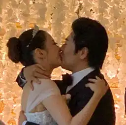  郎朗婚礼现场新娘用中文向父母保证永远爱郎朗,周杰伦出席见证