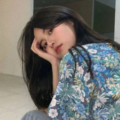  伤感头像女冷淡孤独2020新款伤感女头像高清