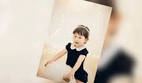  杜若溪带妈妈女儿拍照,祖孙三代都是高颜值,肉肉堪称女版严屹宽