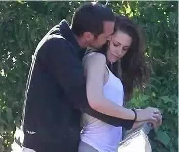 微信头像女阳光可爱劈腿