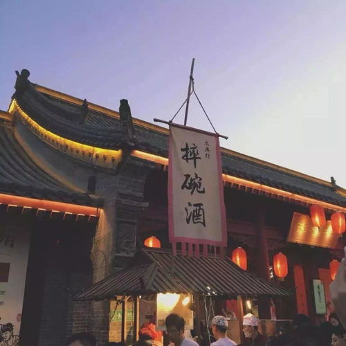  石家庄模仿的这个景点,开业两个月无人问津,倒闭后却备受关注