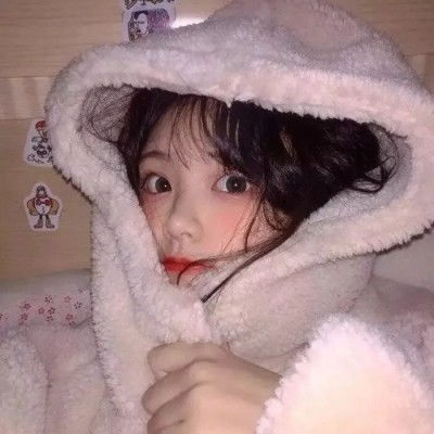  特别好听又有意义的网名小众女头