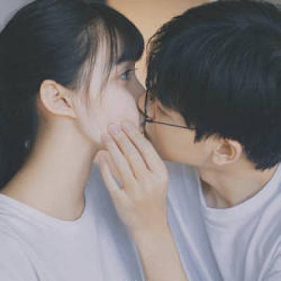 情侣头像抖音有字的图片