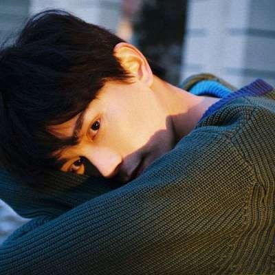  来一组男生头像