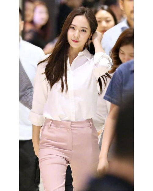  冰山女王郑秀晶外表高冷内心可爱