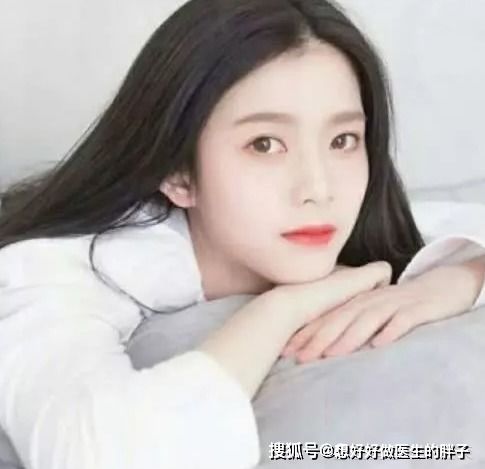  女生不想变阿姨,常吃4物,排出体内毒素,给子宫洗个澡