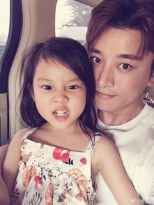  李小璐女儿和李小鹏女儿同是5岁有人说差别怎么那么大