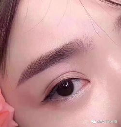  当顾客说她眉毛怎么不对称你可以给她普及这个常识