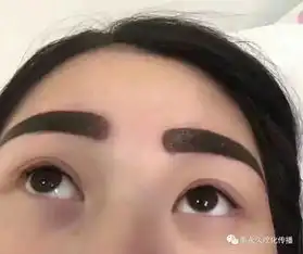  眉毛追求自然是王道并不是越黑越好