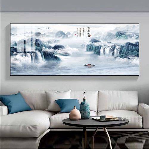  李理谦客厅墙上挂画有讲究,挂什么画好有哪些风水禁忌要注意