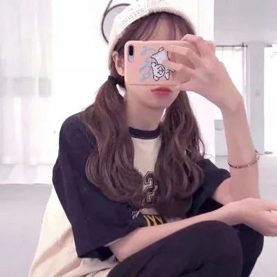 微信头像女真人挡脸拍照