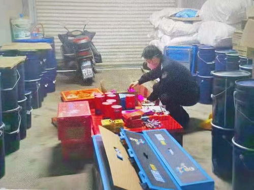  微信群内频现烟花销售,警方逐个拔点除患