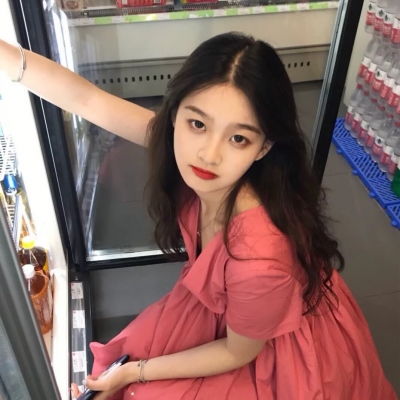 微信头像女高级感小众in