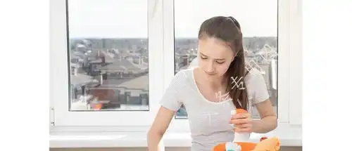  女婿照顾岳父母十年,拆迁分房岳父母说没资格,女婿停药费请人走