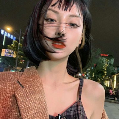 高冷霸气的女生头像 女
