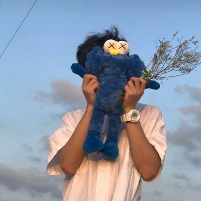  bjy琰男头