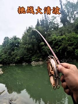 鱼塘没人,老板不让钓,我偏要下杆结果dou是钓鱼人原来钓鱼才是抖音运动顶流2025dou来钓鱼