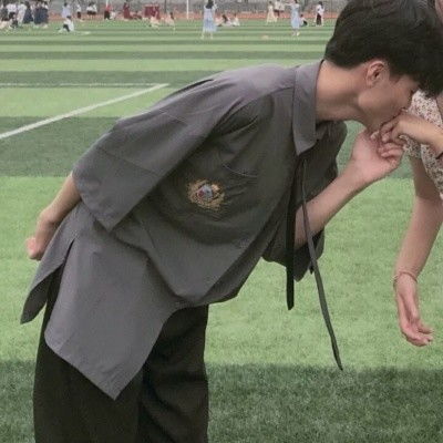  开学和新同桌换上的宝藏情头