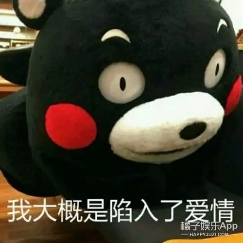  节日就需要闪瞎眼的气氛,彩妆品的包装也不能输